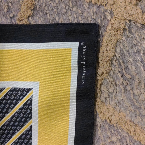 Vineyard Vines Denver Broncos Super Bowl 50 100% Silk Scarf - Picture 4 of 6